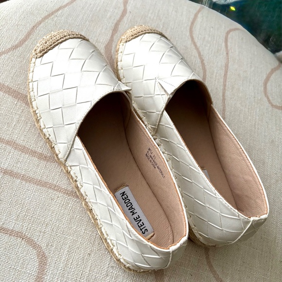 Steve Madden White Woven loafers flats - Picture 2 of 7